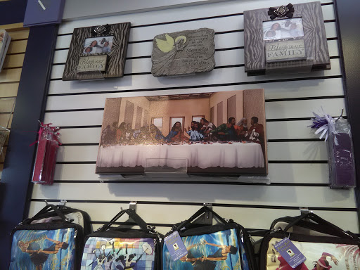 Family Christian, 15241 E Mississippi Ave, Aurora, CO 80012, USA, 