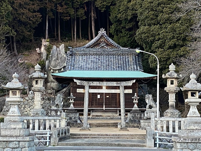 岩上神社