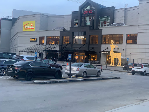 Shopping Mall «Phipps Plaza», reviews and photos, 3500 Peachtree Rd NE, Atlanta, GA 30326, USA