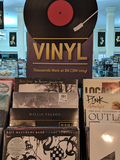 Book Store «Barnes & Noble», reviews and photos, 700 4th St, Santa Rosa, CA 95404, USA