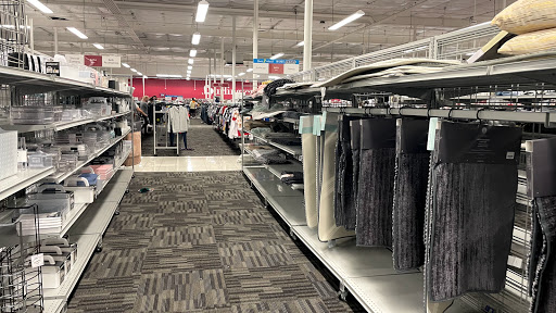 Clothing Store «Burlington Coat Factory», reviews and photos, 800 Barnum Avenue Cutoff, Stratford, CT 06614, USA