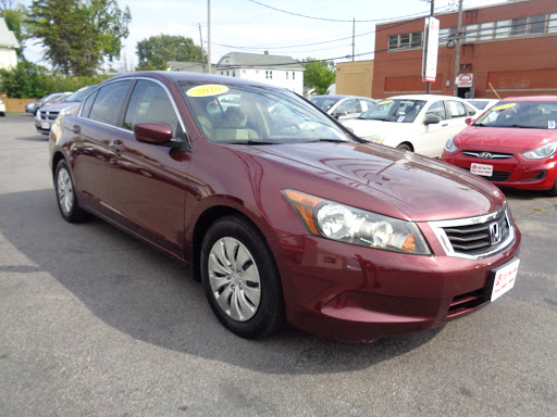 Car Dealer «E-Z Loan Auto Sales of Buffalo», reviews and photos, 2227 Elmwood Ave, Buffalo, NY 14216, USA