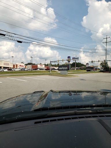 Cell Phone Store «Verizon», reviews and photos, 86 Thornton Drive, Dickson, TN 37055, USA