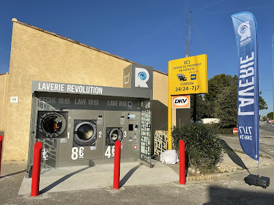 LAVERIE Revolution Dyneff 24h/24 Berre l'étang à Berre-l'Étang