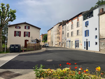 AUX 4 LOGIS - FOIX à Foix
