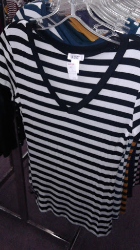 Shopping Mall «Eastland Plaza Shopping Center», reviews and photos, 678 N Wilson Way, Stockton, CA 95205, USA