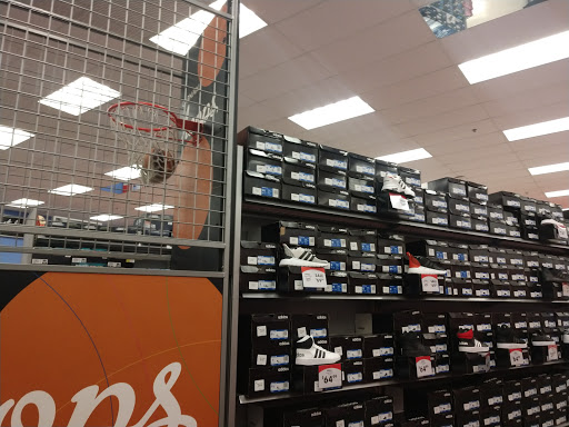 Shoe Store «Shoe Carnival», reviews and photos, 423 S Rangeline Rd, Joplin, MO 64801, USA