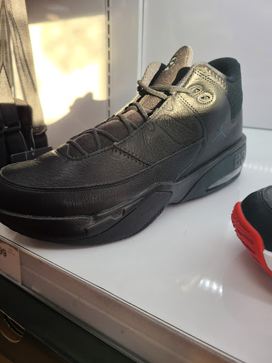 Shoe Store «WSS», reviews and photos, 6251 York Blvd, Highland Park, CA 90042, USA