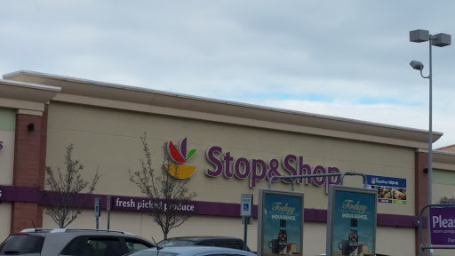 Supermarket «Super Stop & Shop», reviews and photos, 40 Furlong Dr, Revere, MA 02151, USA