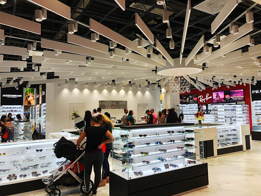 Sunglasses Store «Just One Look», reviews and photos, 11401 NW 12th St, Miami, FL 33172, USA