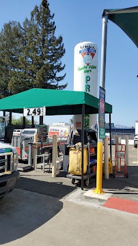U-Haul Trailer Hitch Super Center of Santa Rosa - Photo 2 - Car repair in Santa Rosa, CA, Santa Rosa