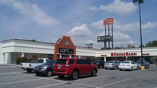 Shopping Mall «Calhoun Outlet Marketplace», reviews and photos, 455 Belwood Rd, Calhoun, GA 30701, USA