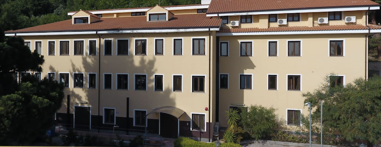 Hotel San Francesco di Paola - Casa del Pellegrino Via Valle Della Timpa, 3, 87027 Paola CS, Italia
