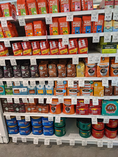 Grocery Store «Good Grocer», reviews and photos, 122 E Lake St, Minneapolis, MN 55408, USA