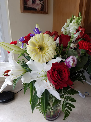 Florist «Alexs East End Floral Shoppe», reviews and photos, 236 Shady Ave, Pittsburgh, PA 15206, USA