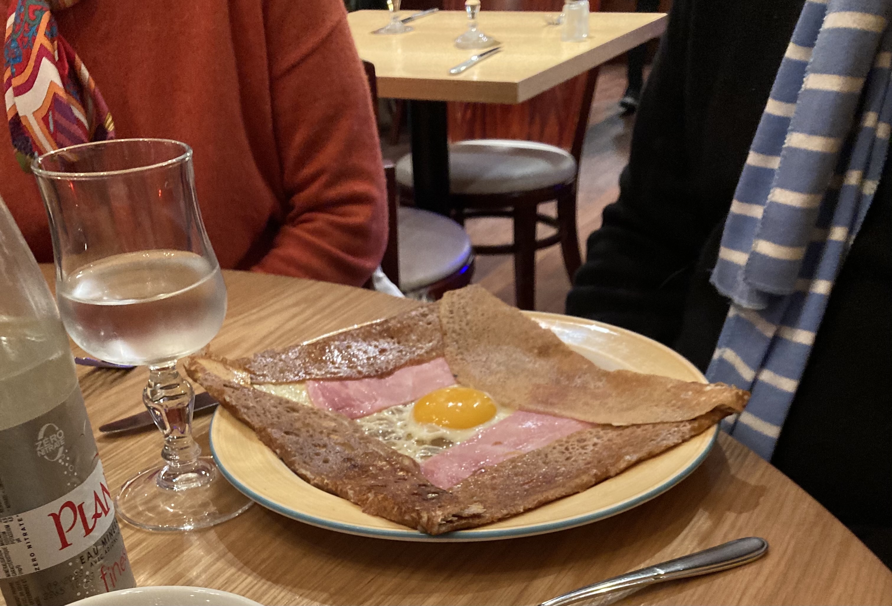 Photo n° 8 de l'avis de MF. fait le 28/12/2022 à 22:25