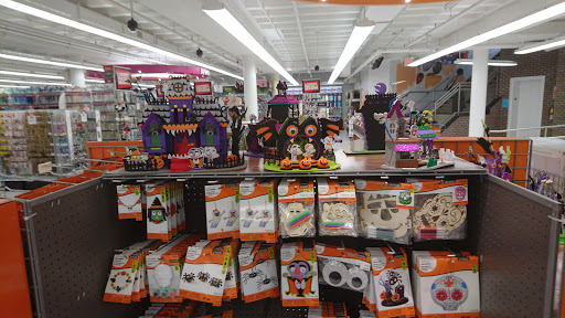 Shopping Mall «Porter Square Shopping Center», reviews and photos, 1 – 37 White St, Cambridge, MA 02140, USA