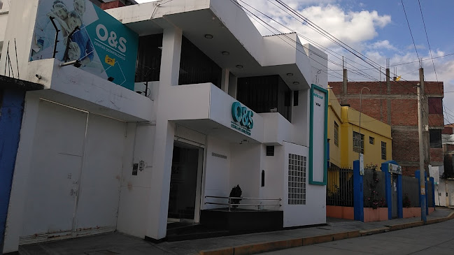 Opiniones de O&S Centro odontológico en Huancayo - Médico