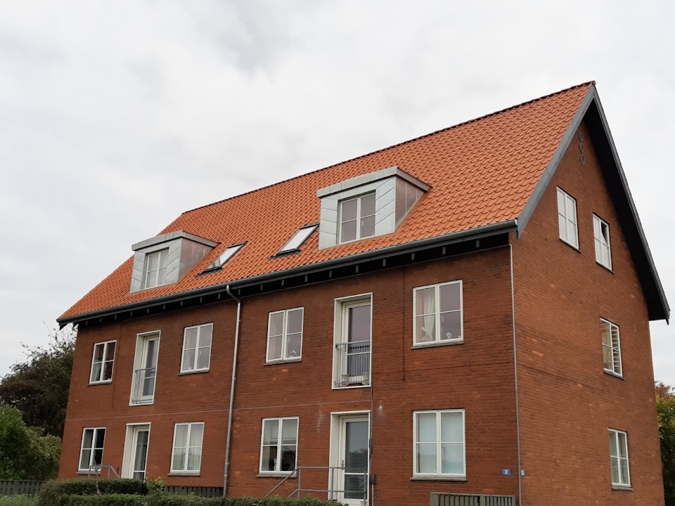 Tommerup Carpentry and Snedker ApS - Tagarbejde