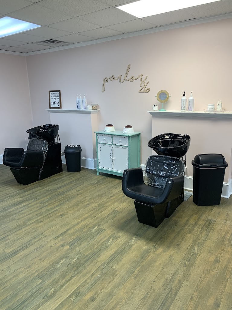 Parlor 26 27565