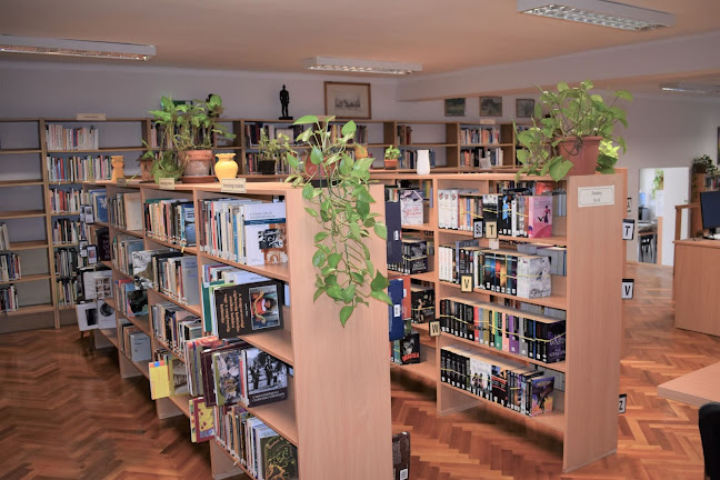 Opinii despre Határ Győző Városi Könyvtár în Gyomaendrőd - Könyvtár