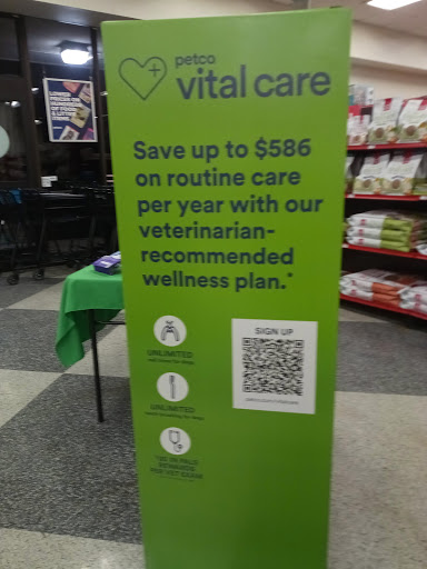 Pet Supply Store «Petco Animal Supplies», reviews and photos, 1401 E Spring Valley Rd, Richardson, TX 75081, USA
