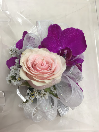 Florist «Ariana Florist», reviews and photos, 14-7 150th St, Whitestone, NY 11357, USA