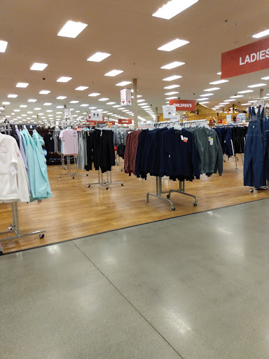 Clothing Store «Big R McHenry», reviews and photos, 1860 N Richmond Rd, McHenry, IL 60051, USA