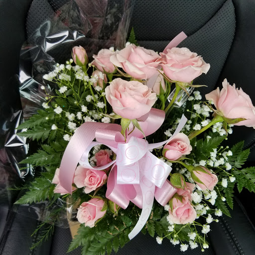 Florist «Especially For You Florist & Gift Shop», reviews and photos, 39 W Main St, Freehold, NJ 07728, USA