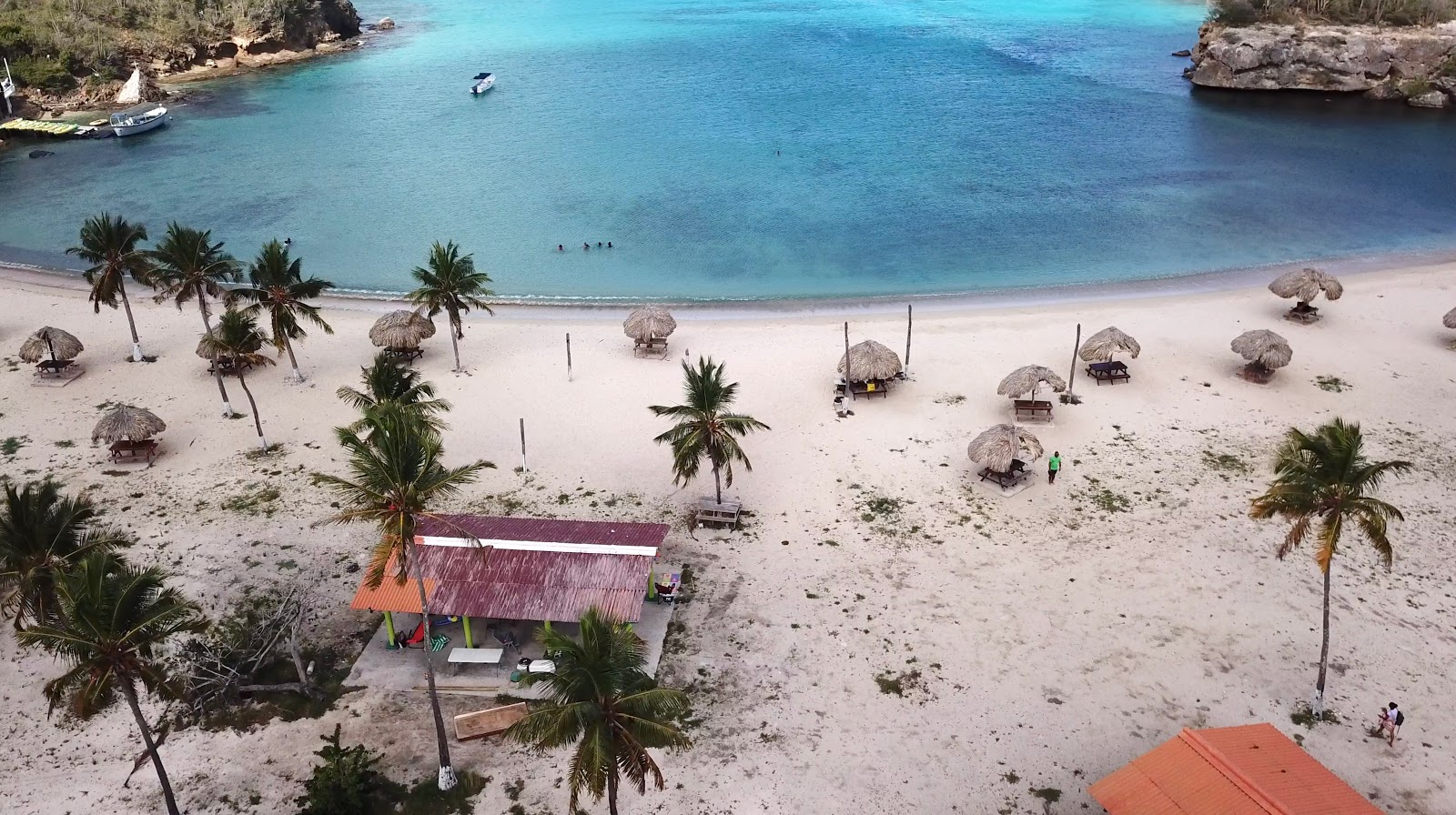 Photo of Playa Santa Cruz and its beautiful scenery