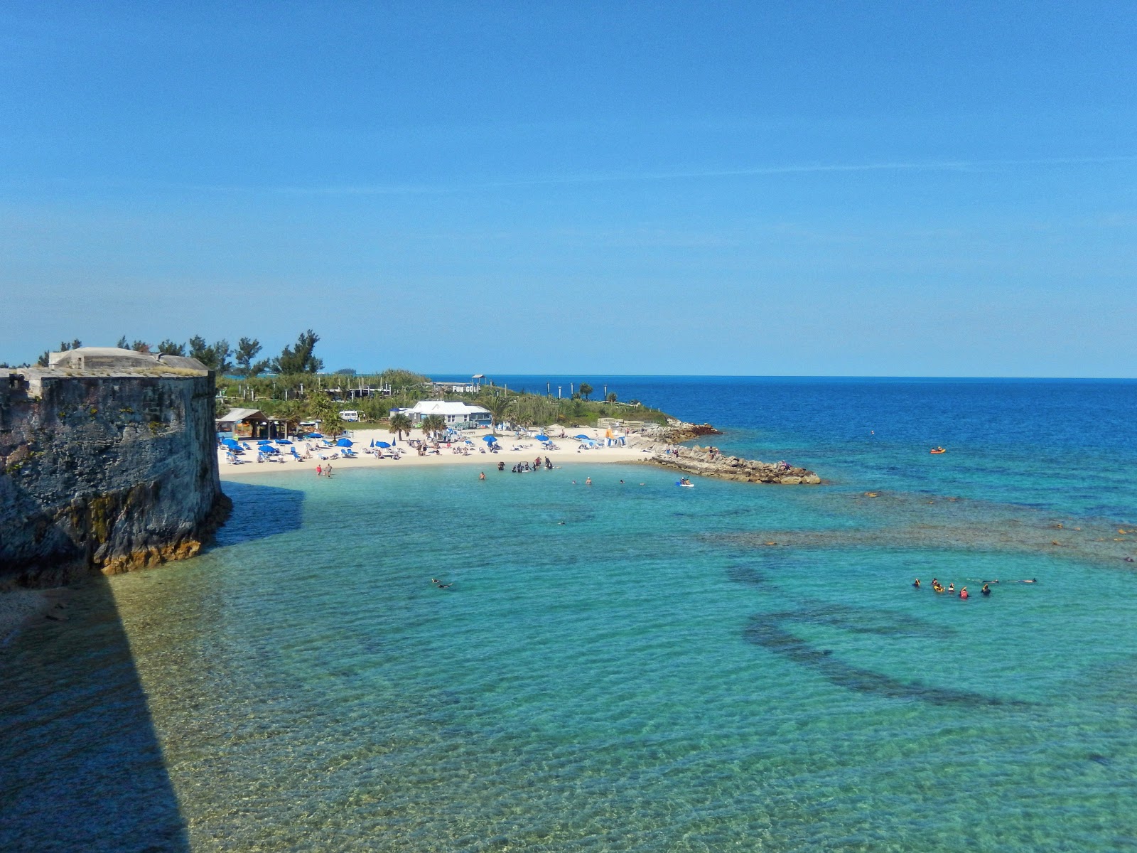 Snorkel Park Beach 🏖️ Bermuda, Bermuda detailed features, map, photos