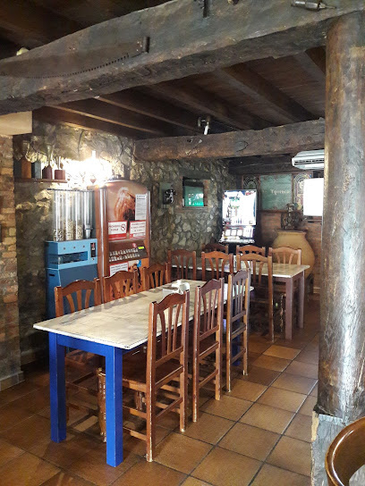 Restaurante La Tijeruca - Bo. el Río, 164, 39618 Pontejos, Cantabria, Spain