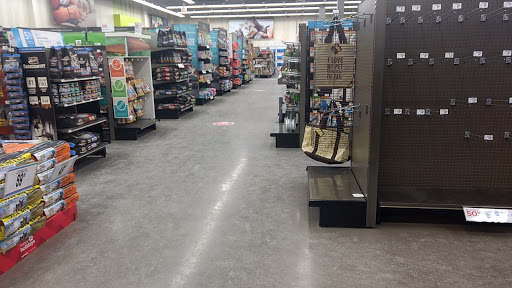 Pet Supply Store «Petco Animal Supplies», reviews and photos, 178 Township Blvd, Camillus, NY 13031, USA