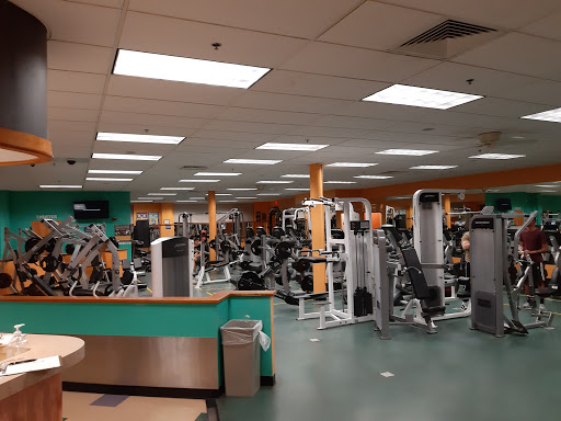 Huntington Hall MWR Liberty Center & Gym