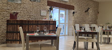 Atmosphère du Restaurant français Auberge de la Luzerne à Bernières-sur-Mer - n°7