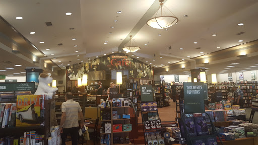 Book Store «Barnes & Noble», reviews and photos, 4300 Montgomery Rd, Ellicott City, MD 21043, USA
