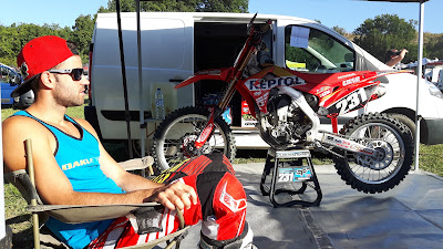 Terrain motocross chanos curson à Chanos-Curson