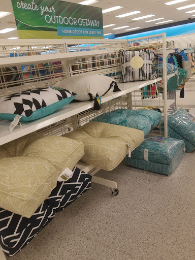 Clothing Store «Ross Dress for Less», reviews and photos, 1931 E Main St, Spartanburg, SC 29307, USA