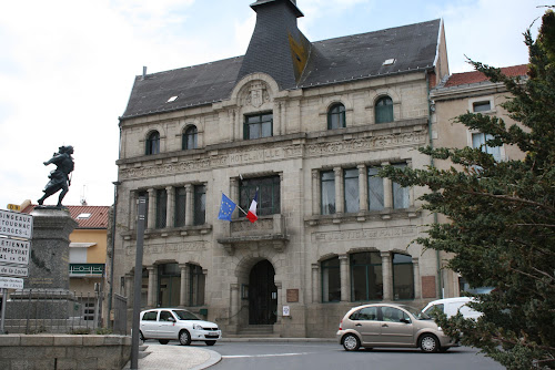 Mairie de Craponne-sur-Arzon à Craponne-sur-Arzon