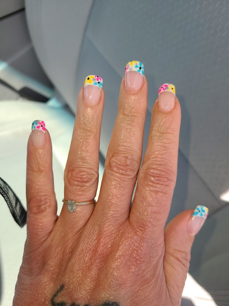 Top Nails Rolla, MO 65401 Services and Reviews