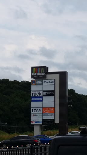 Department Store «Nordstrom Rack at The Block Northway», reviews and photos, 8031 McKnight Rd, Pittsburgh, PA 15237, USA