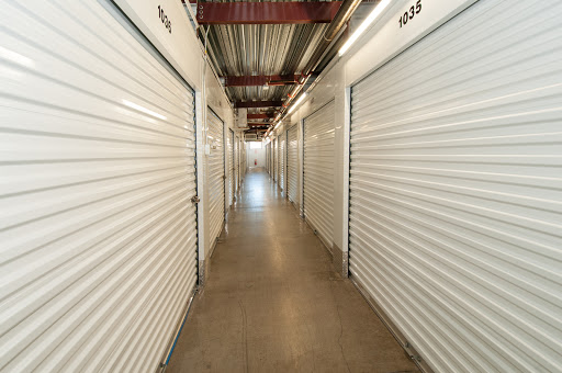 Self-Storage Facility «West Main Self Storage», reviews and photos, 825 W Main Rd, Middletown, RI 02842, USA