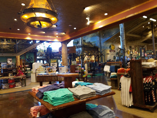 Sporting Goods Store «Bass Pro Shops», reviews and photos