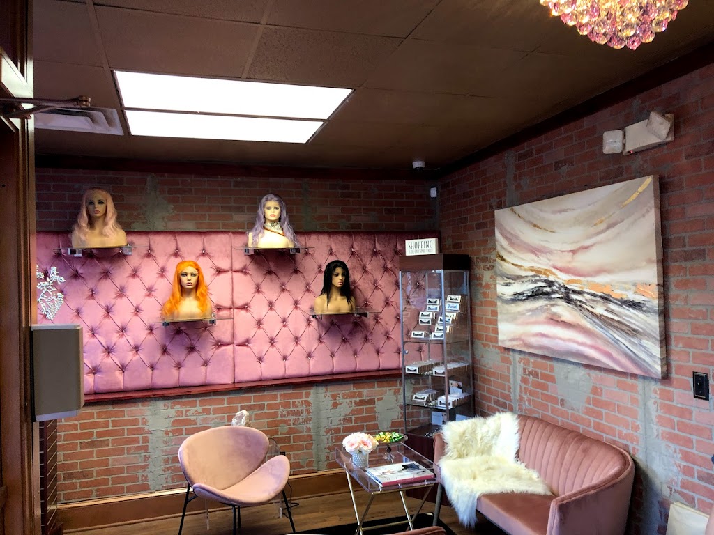 Mickey's Beauty Bar 02903