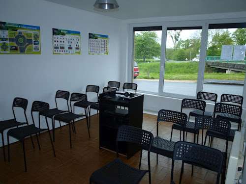 T.S.F. CONDUITE auto école à Saint-Domineuc