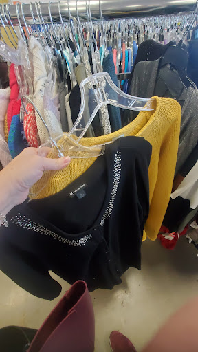 Thrift Store «Goodwill of North Georgia: Cartersville Store, Career Center and Donation Center», reviews and photos, 929 Joe Frank Harris Pkwy SE, Cartersville, GA 30120, USA