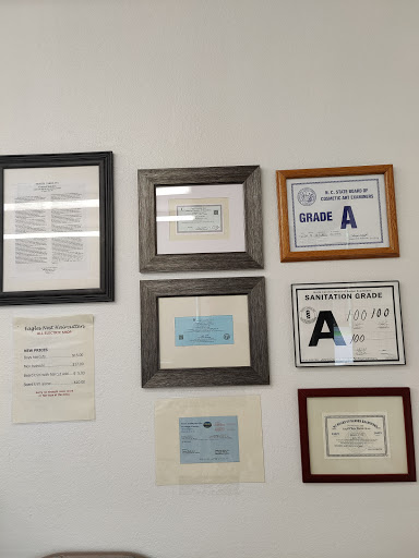 Barber Shop «Eagles Nest Barbershop», reviews and photos, 61 Eagles Nest Rd, Waynesville, NC 28786, USA