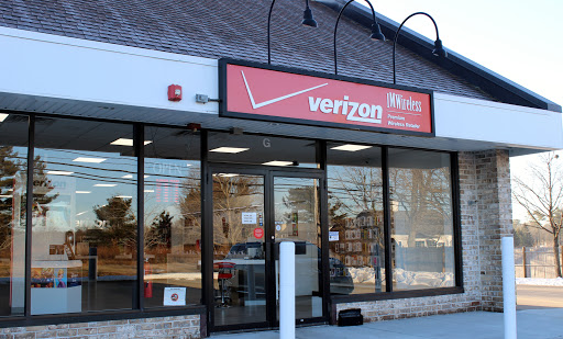 Cell Phone Store «Verizon Wireless Halifax MA», reviews and photos, 300 Plymouth St, Halifax, MA 02338, USA