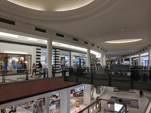 Shopping Mall «Wolfchase Galleria», reviews and photos, 2760 N Germantown Pkwy, Memphis, TN 38133, USA