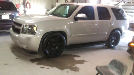 Auto Body Shop «Economy Paint & Body», reviews and photos, 2122 19th St, Lubbock, TX 79401, USA